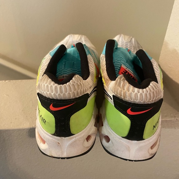 Nike Air Torch 4 Women’s Sneakers. Size 9. Excellent Condition. Needs Laces. - Picture 3 of 6